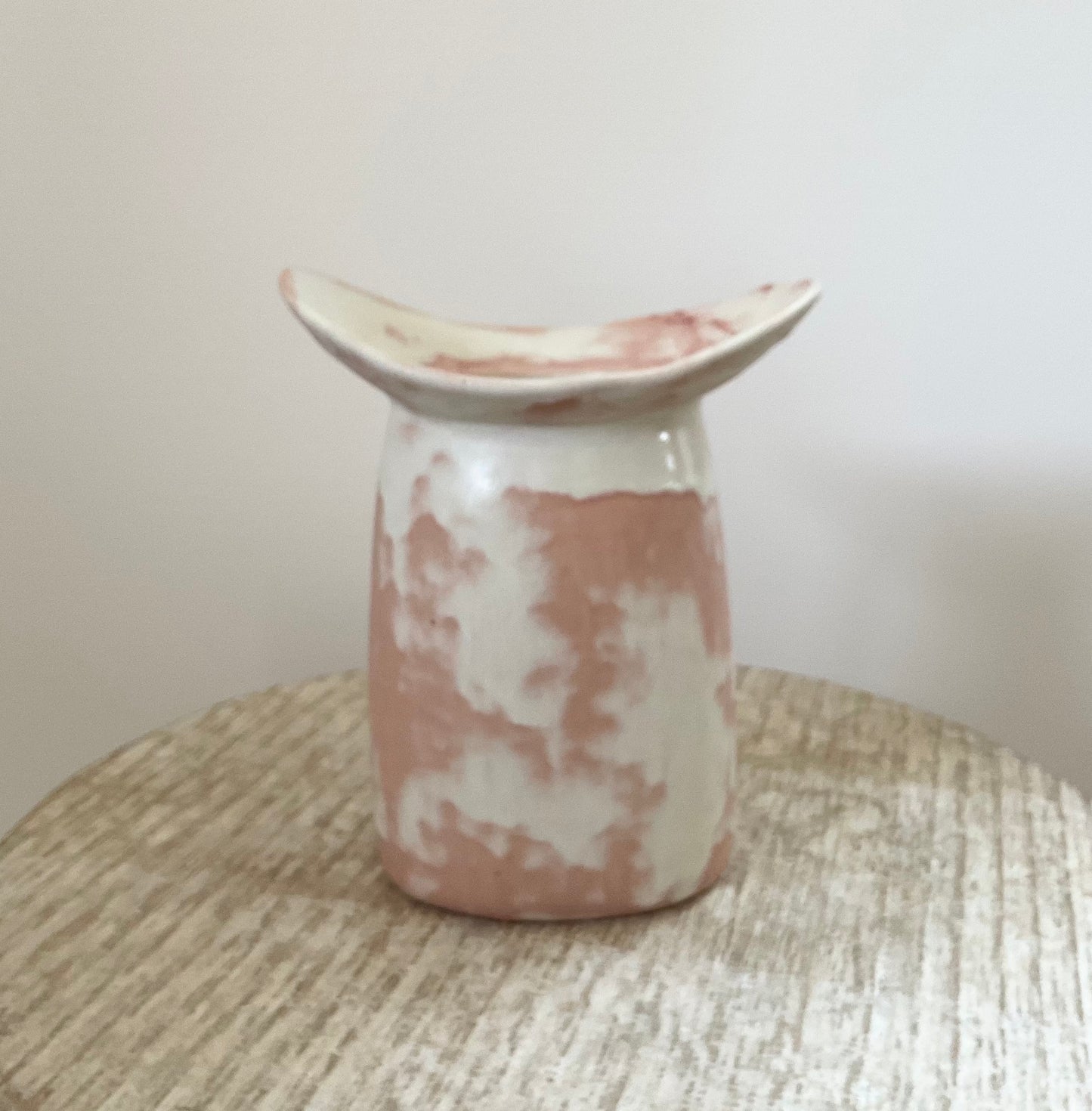 Flesh/Cream vase 6”