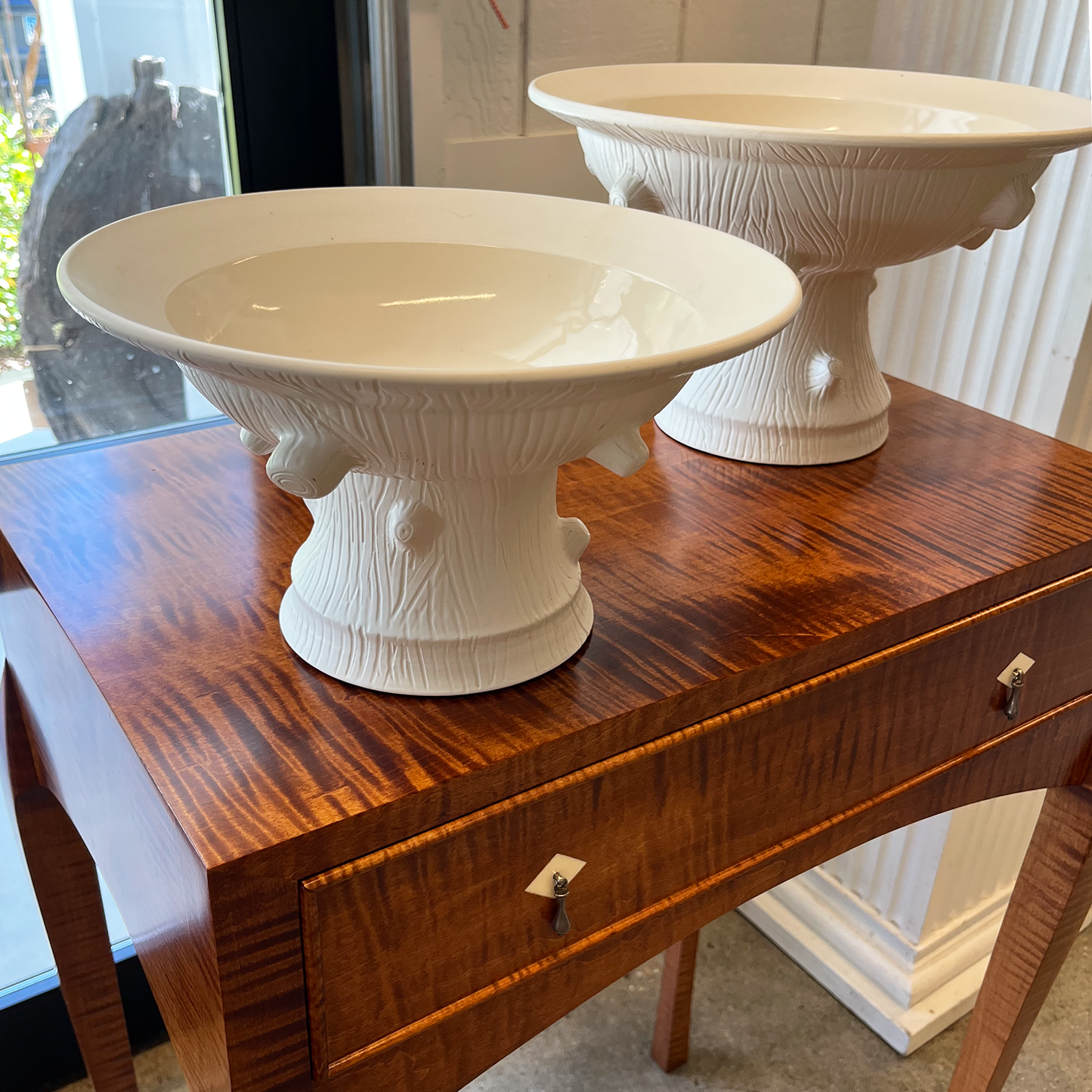 Faux Bois Pedestal Bowl in Matte White