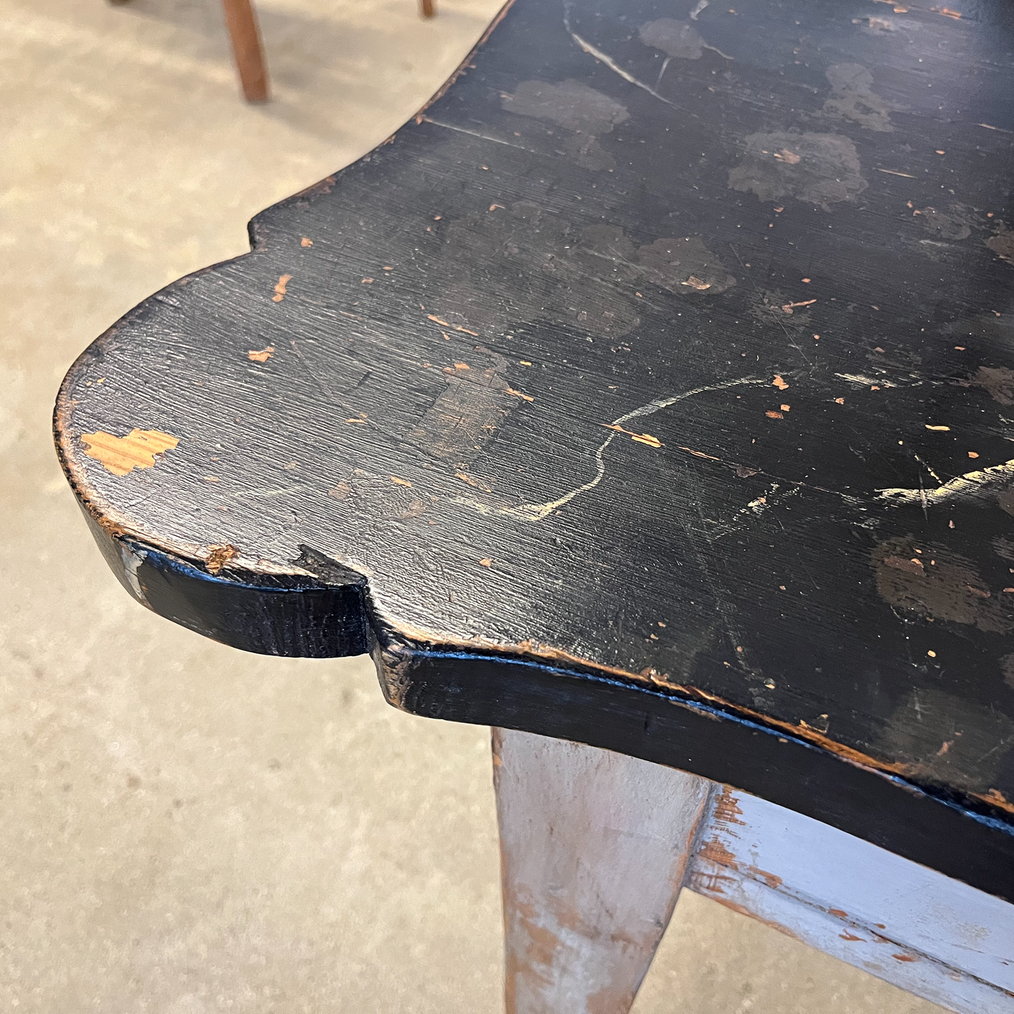 French Country Table