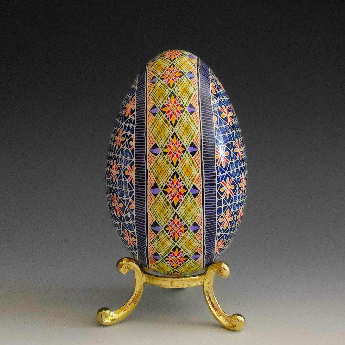 "Tiffany" Hand painted Goose Egg