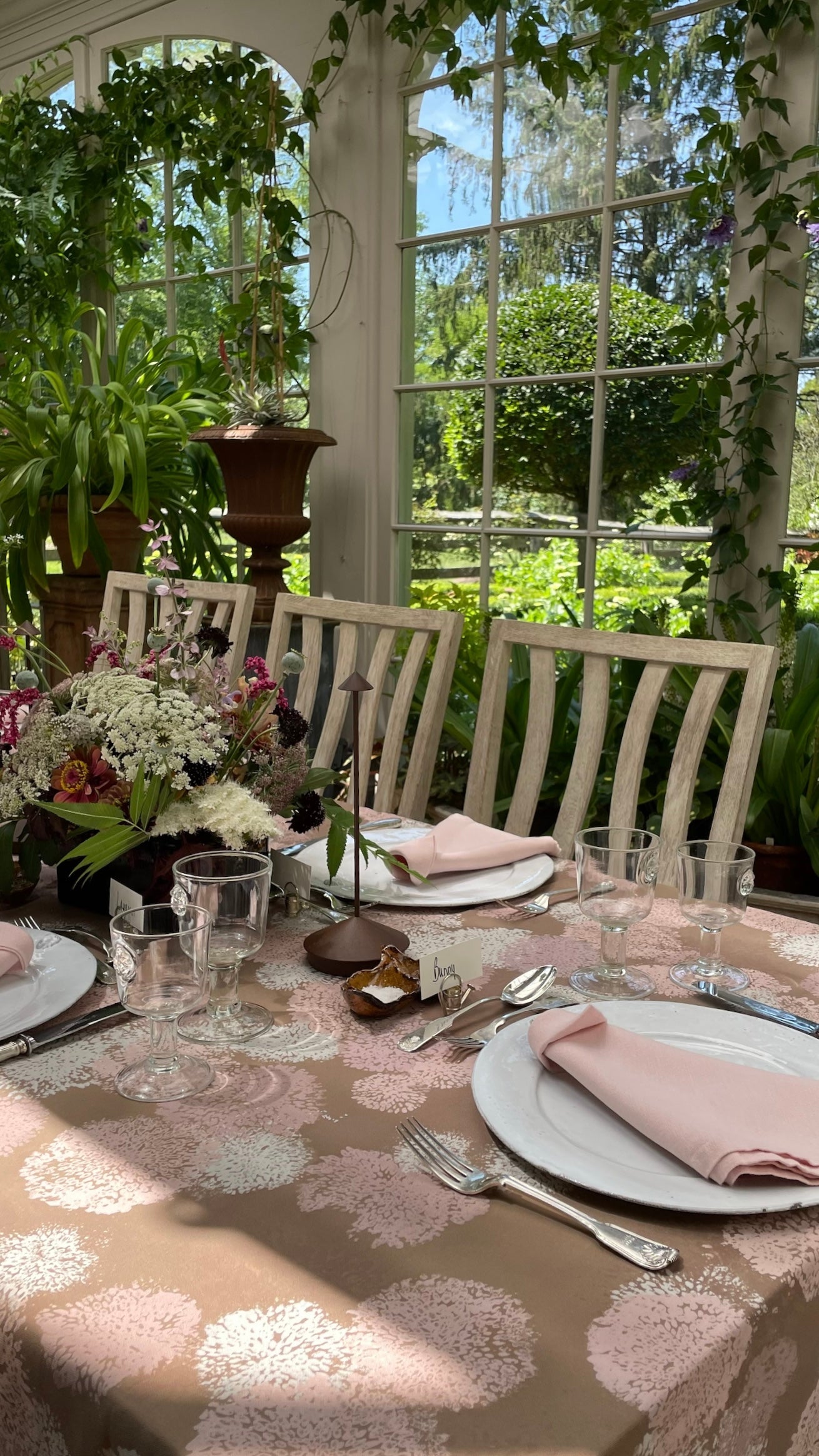 Dim Gray Pink Fluff Tablecloth - Round 100 Main x Bunny Williams
