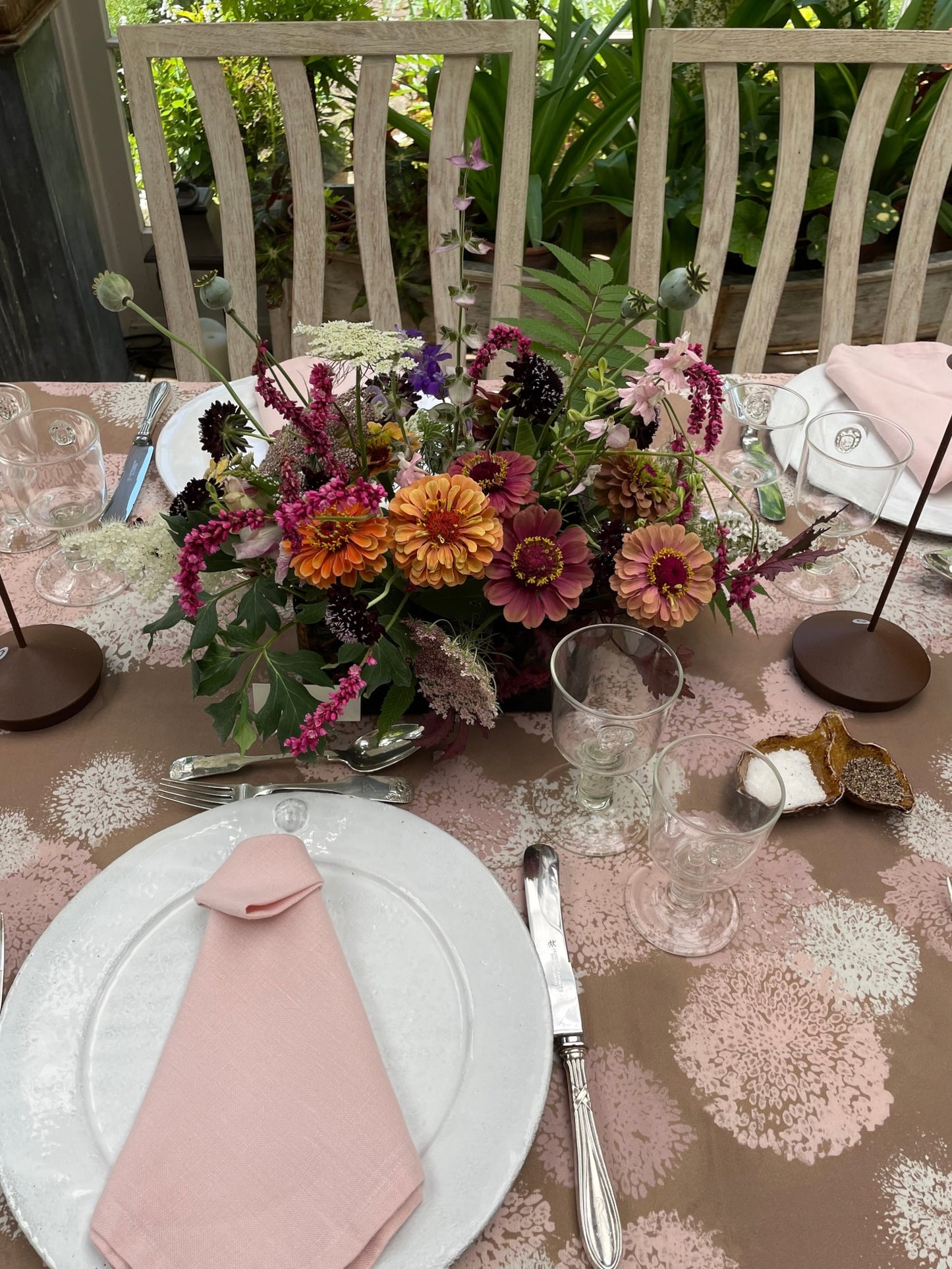 Rosy Brown Pink Fluff Tablecloth - Round 100 Main x Bunny Williams