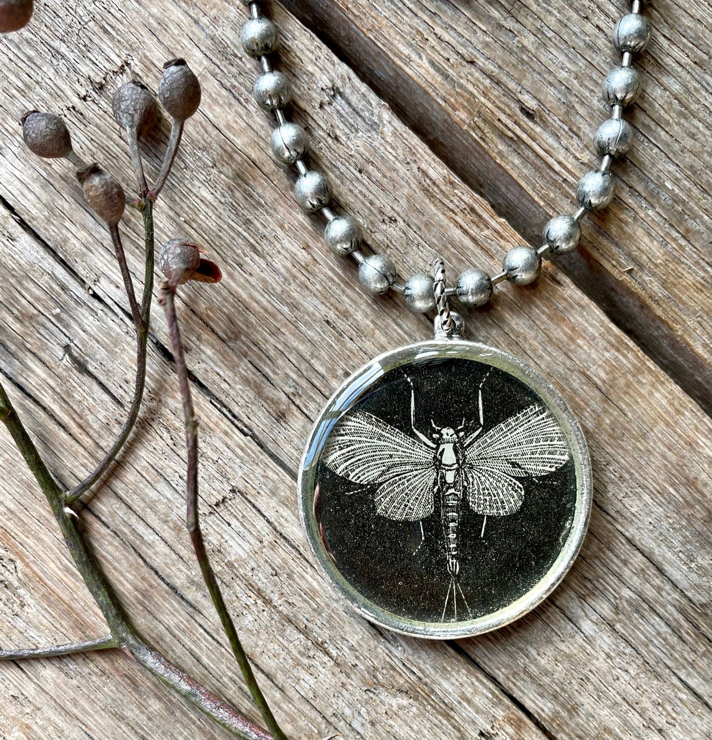 Medium Chunky Silver Necklace - Rabbit