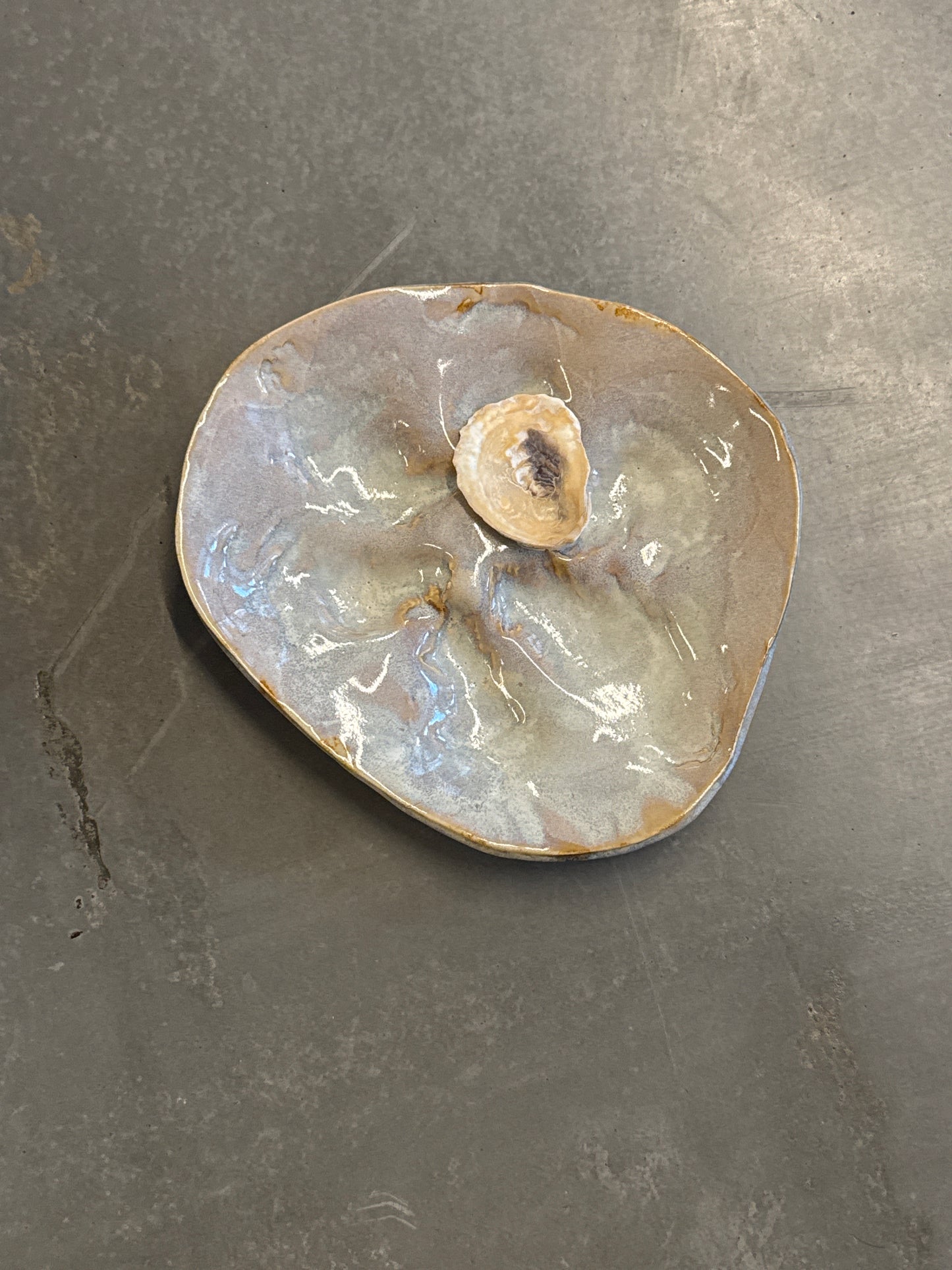 The Half Shell Oyster Plate Mini