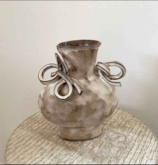 HB Cream Ribbon oval vase 7.5”