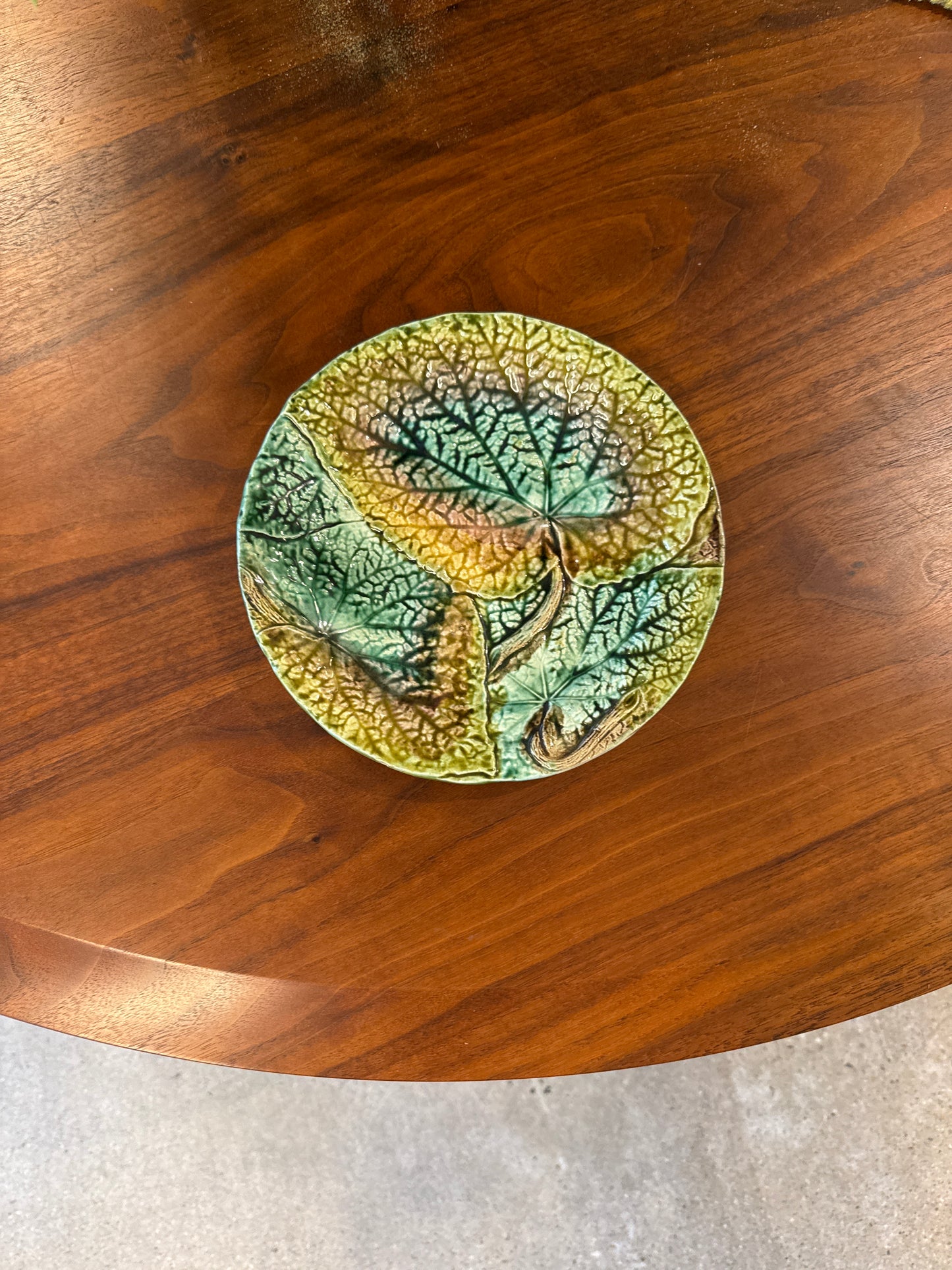 Majolica Begonia Leaf Dessert Plate