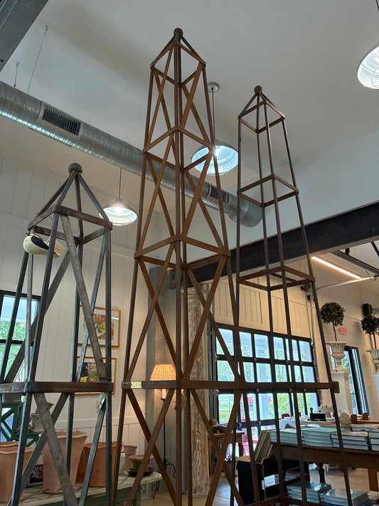 Onyx Tower with Crossbar 6'8