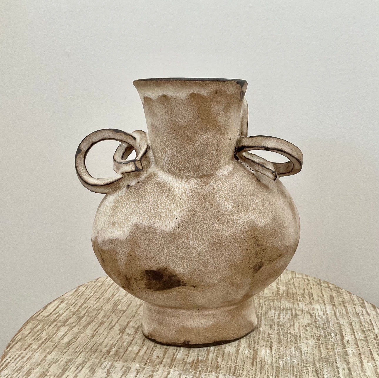 HB Cream Ribbon oval vase 7.5”