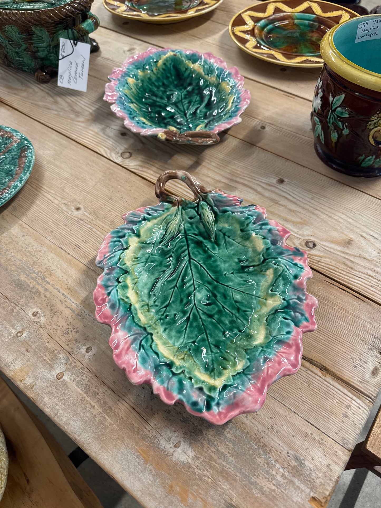 Majolica Etruscan Leaf Form Dish