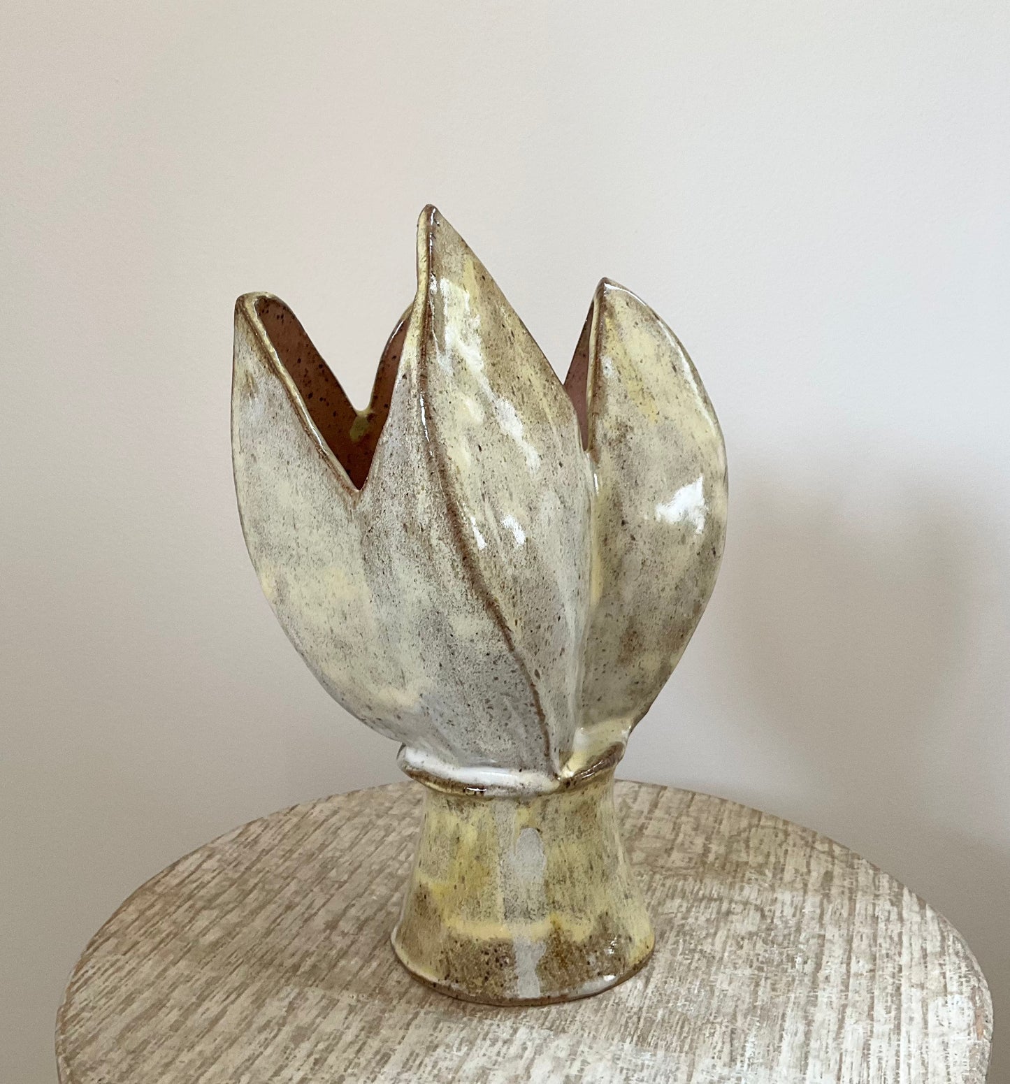 HB Yellow Tulip vase 10”