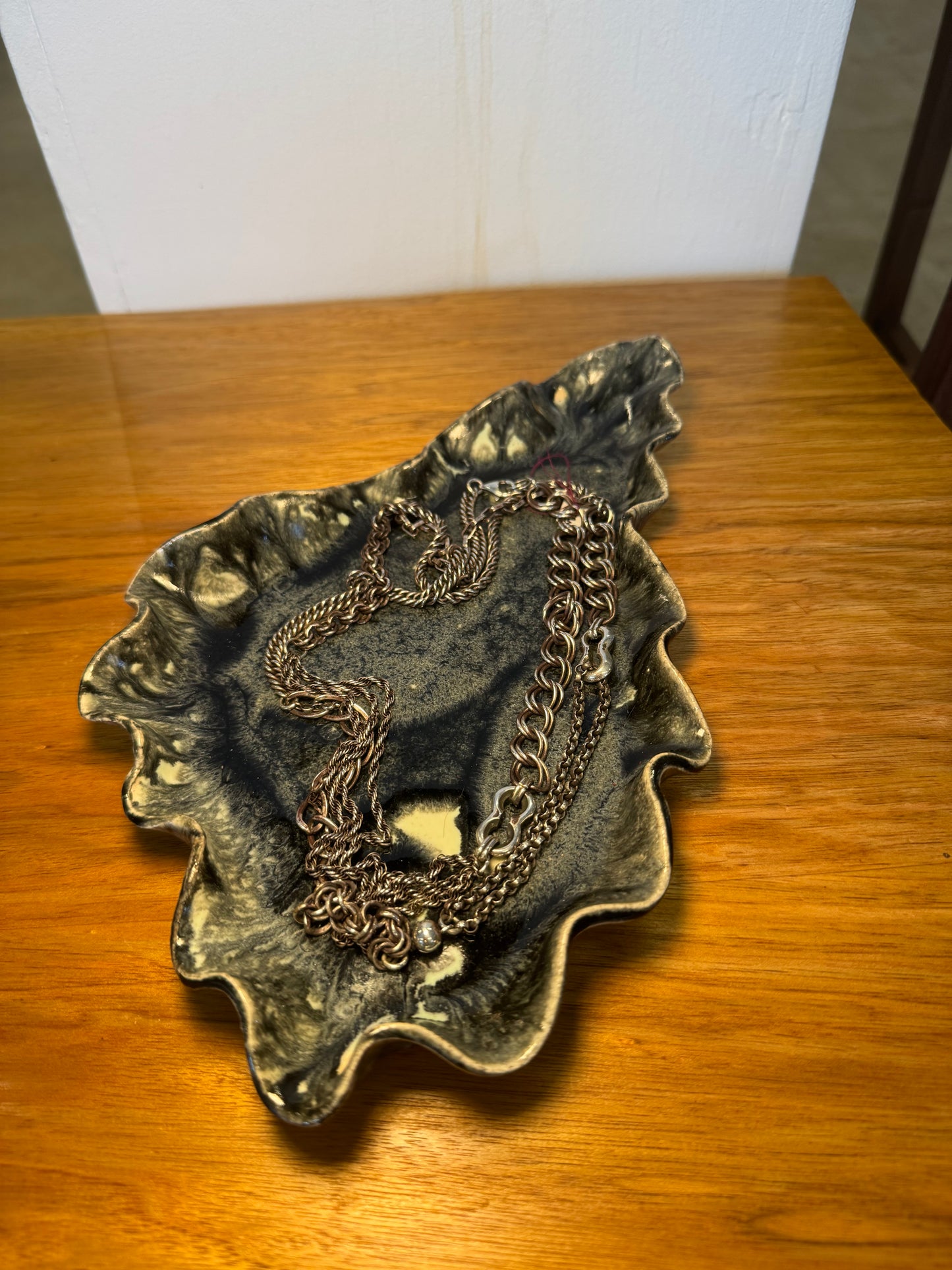 The Black Oyster Tray