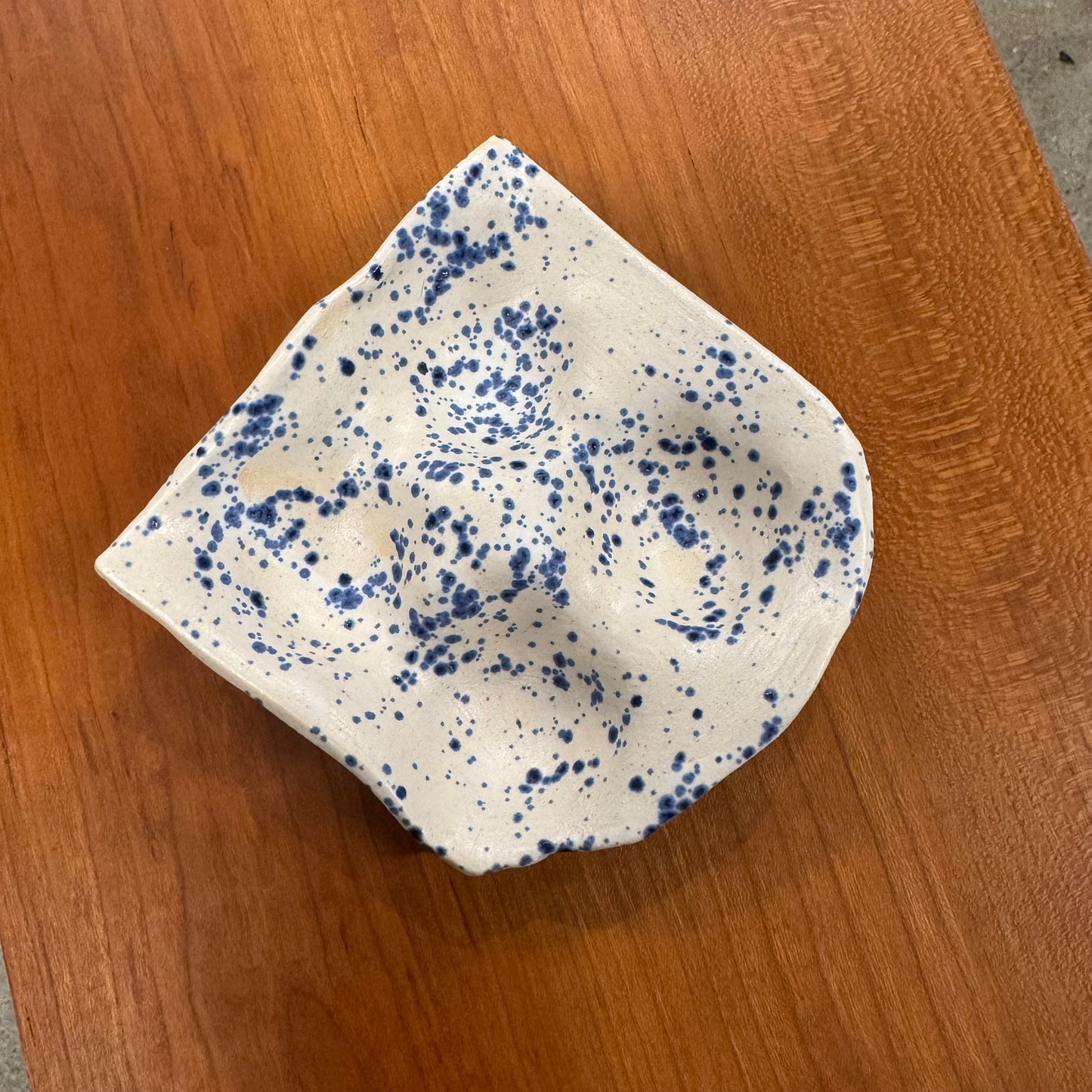 Egg Carton 4 Splatter Blue