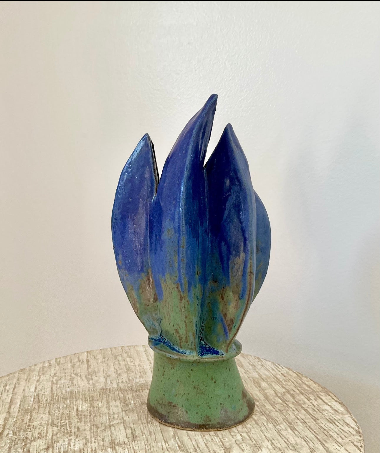 HB Blue Pod vase 9"