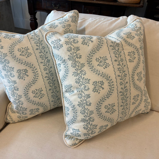 Sister Parish "Dolly" Pillow