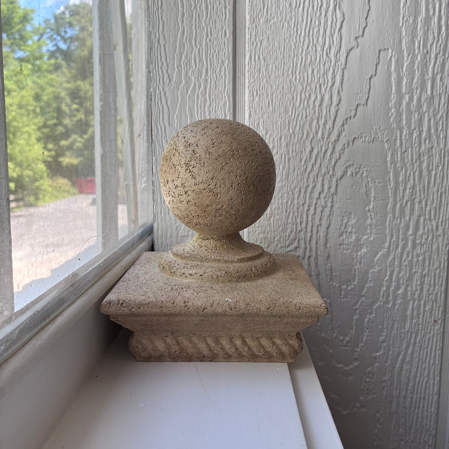Finial Ball in Beige