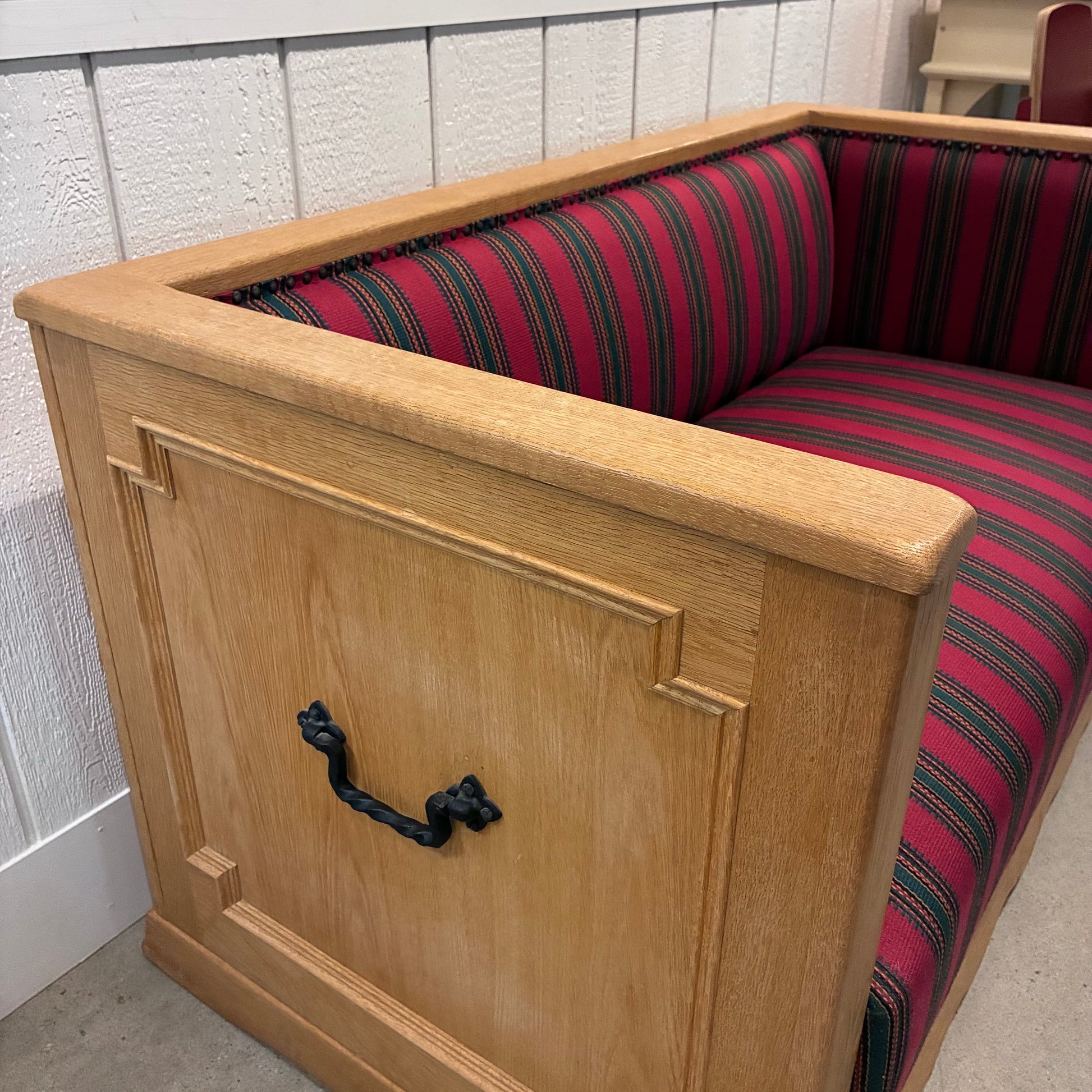 Sienna Unusual Biedermeier-Style Settee Pete Hathaway