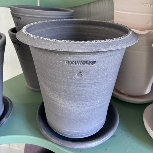 Light Slate Gray #6 Garden Pot with Tuscan Rim Grey Ben Wolff
