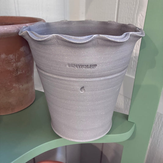 Dark Gray #6 Scalloped Garden Pot Grey Ben Wolff