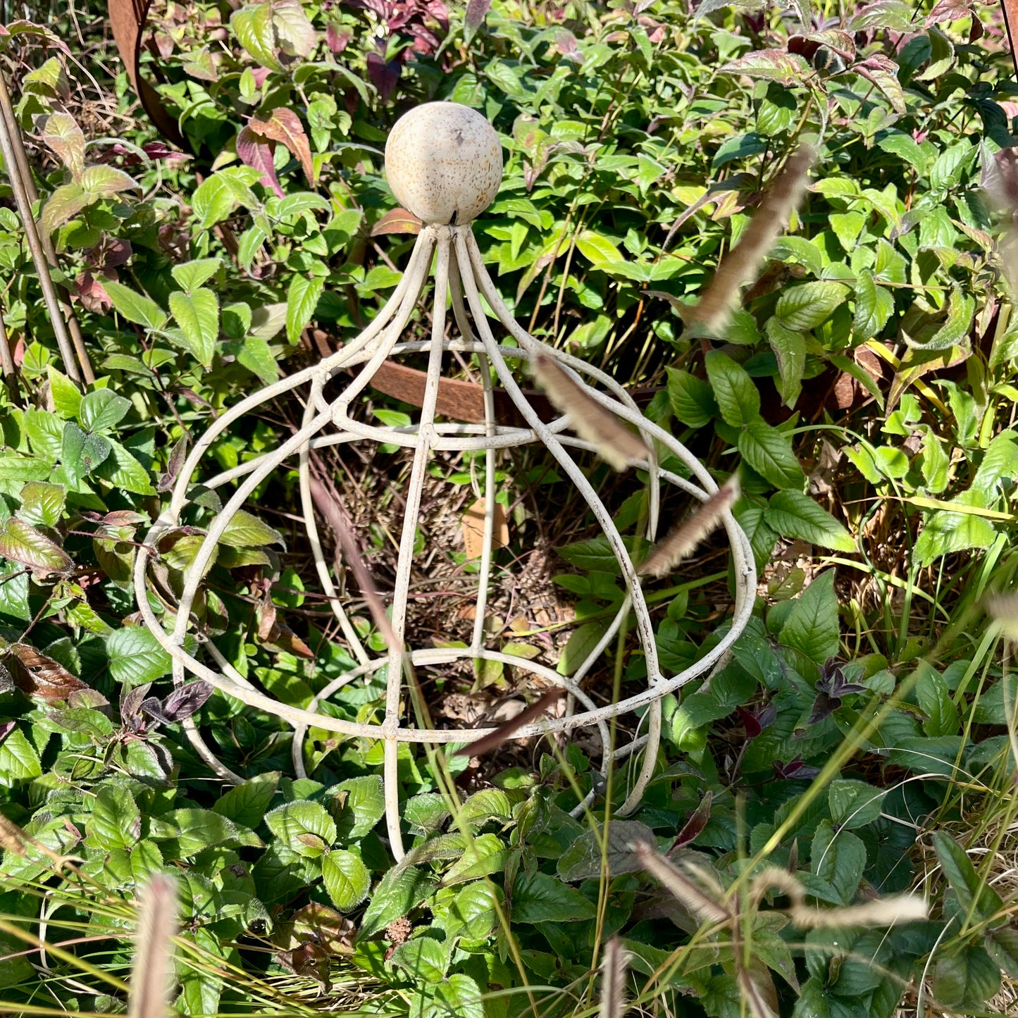 Wrought Iron Ball Top Topiary in Acid White - Small