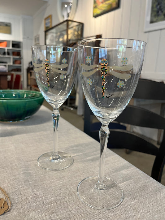 Etched Dragonfly Wine Glass