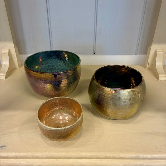 Stoneware Bowls with Lustre Glaze