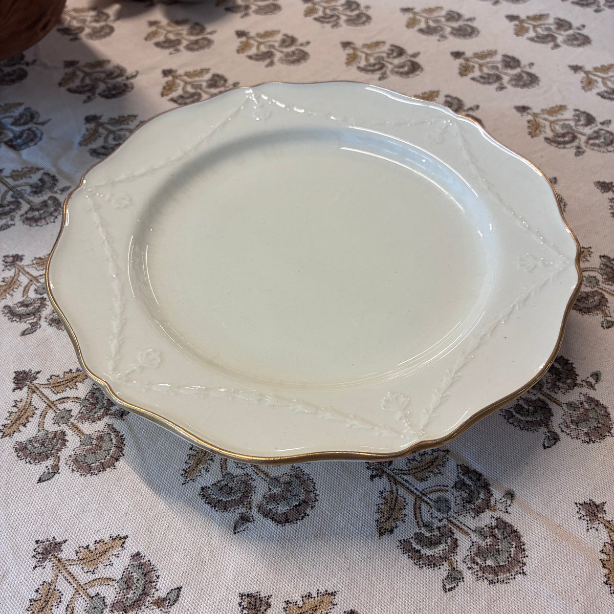 Gray Antique Wedgwood Cake Plate 100 Main