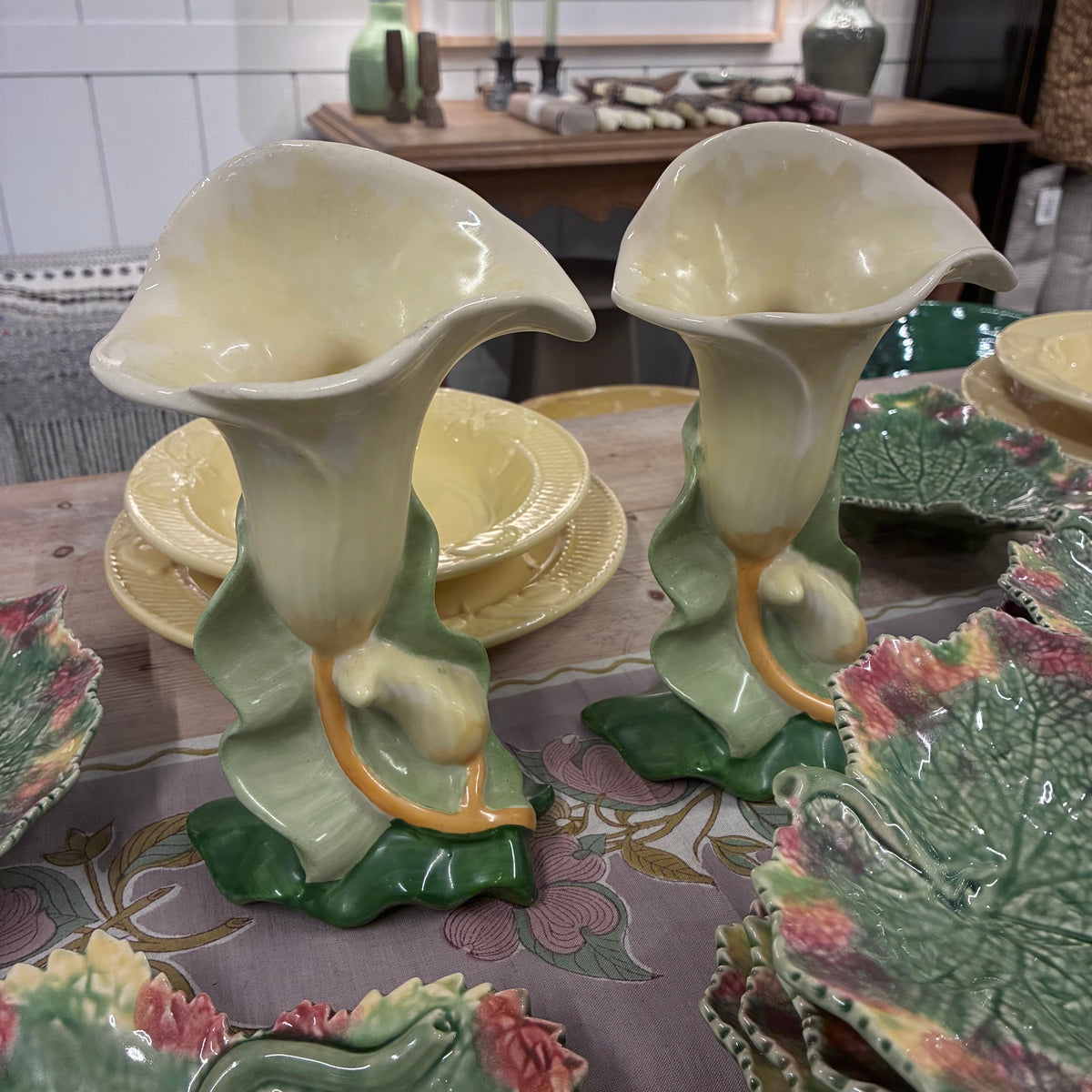 Set of 2 Calla Lily Vases