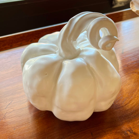 Ceramic Pumpkin with Curly Stem