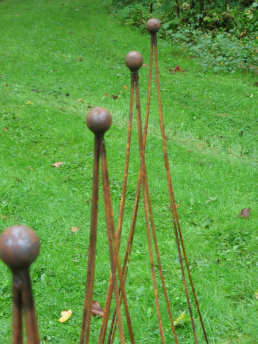 Garden Tripod
