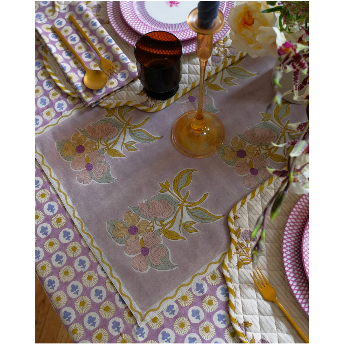Dim Gray Soma – Block-printed Table Runner in English Lavender Soil to Studio