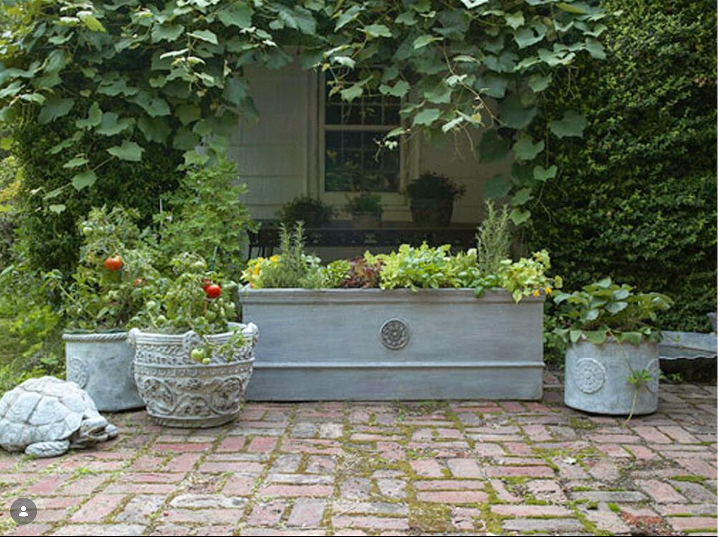 Florentine Rectangular Smooth Edged Planter