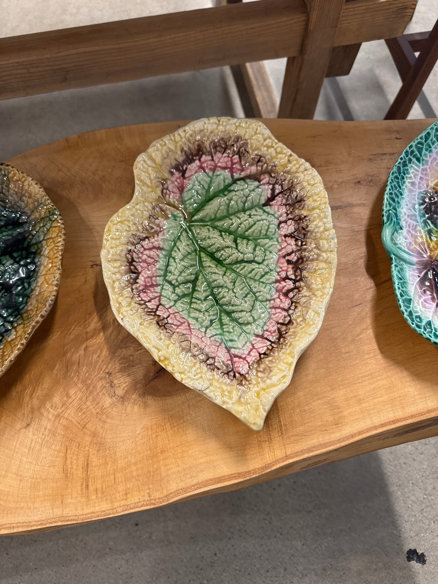 Majolica Begonia Leaf Shaped Dish
