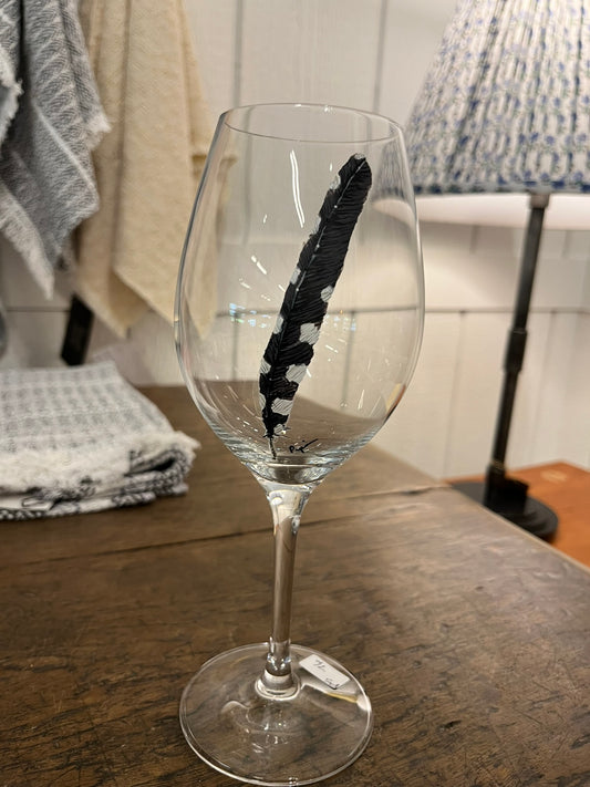 PS - Papineau Etched Glassware - Single Feather Wineglass (With Stem)